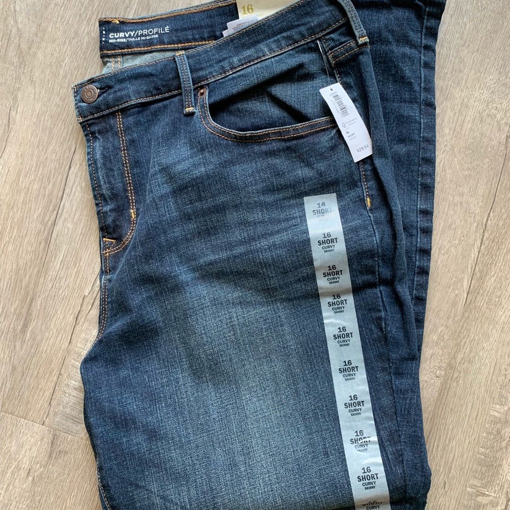 Old Navy Curvy Mid Rise Skinny Jeans
